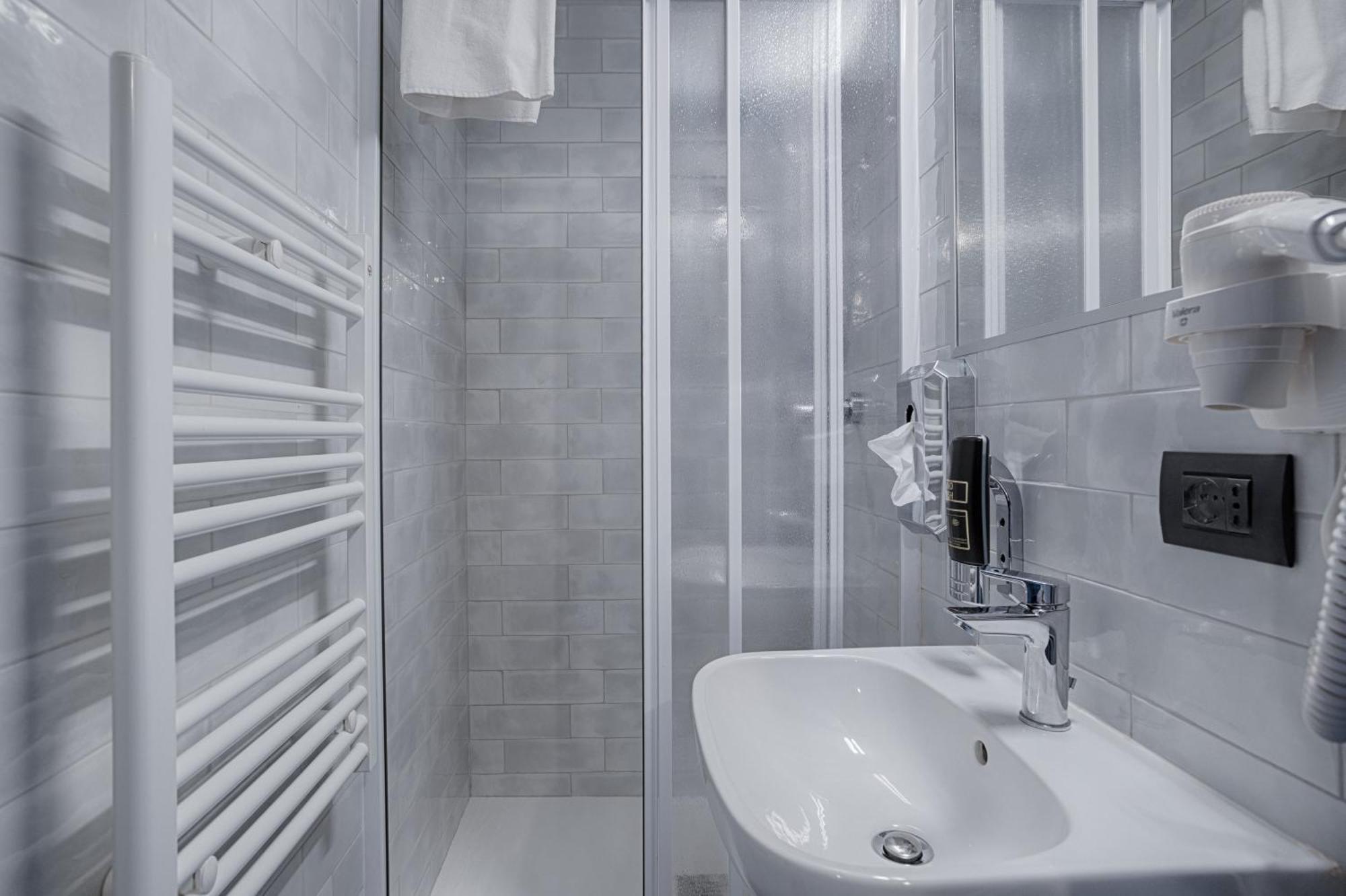 A&O Hostel Firenze Campo Di Marte ภายนอก รูปภาพ